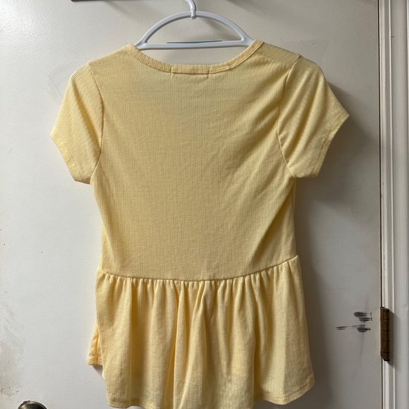 Women’s top - Picture 2 of 2